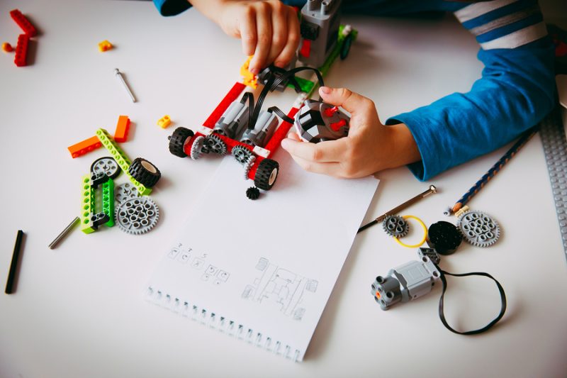 Capacitación en Programación y Robótica con desarrollo de habilidades STEM
